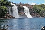   (Salto Sapo),   (Canaima lagoon),   , .