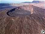  --- (Piton de la Fournaise), , .