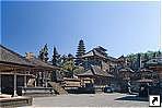   (Besakih),   (Bali), .